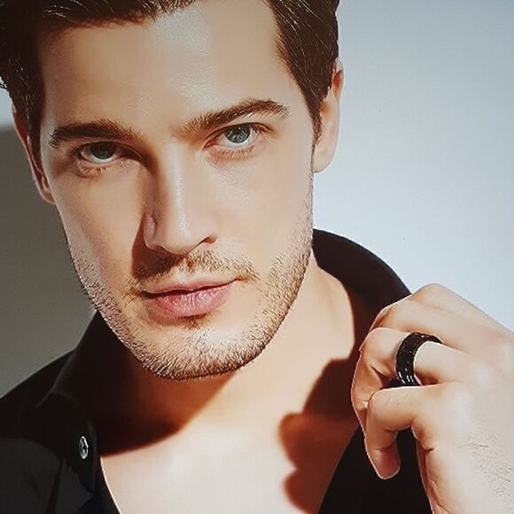 New Tungsten Carbide 8mm Black Pattern Grooved Brushed Wedding Band Comfort Fit - Picture 3 of 5